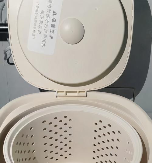 波轮洗衣机进水管应该放在哪里？放置不当会有什么影响？