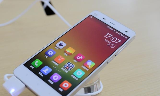 小米4移动4G版评测——性能强劲、拍照出色的超值选择
